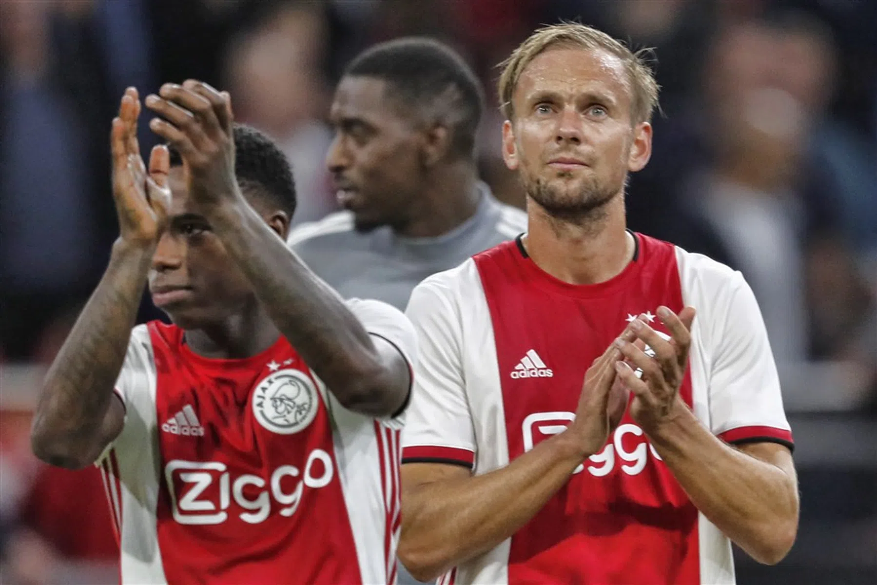 'Breedteaankopen blokkeren Ajax-jeugd'