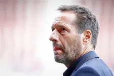 Thumbnail for article: Van 't Schip slachtoffert Griekse sterren en stuurt uitnodiging naar Alkmaar