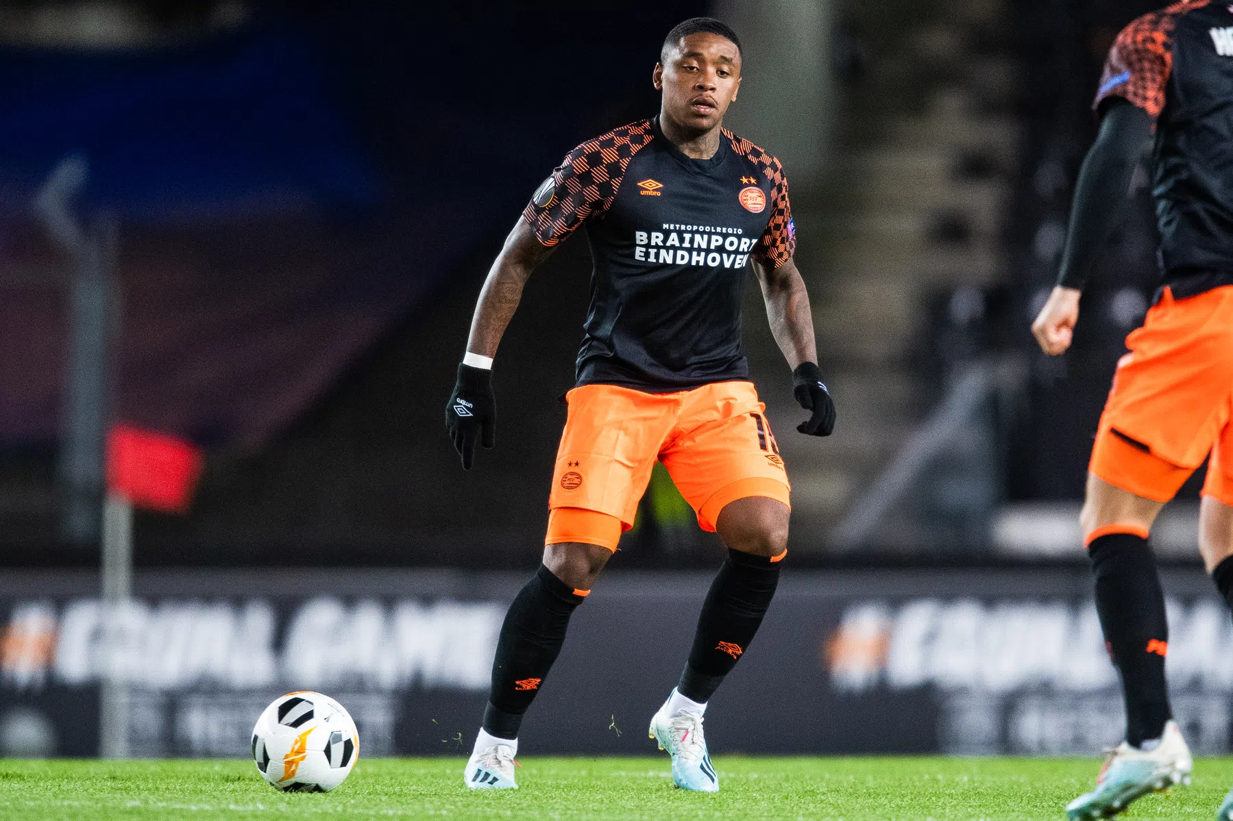 Belangrijk zonder te scoren: vijf wapens van Steven Bergwijn