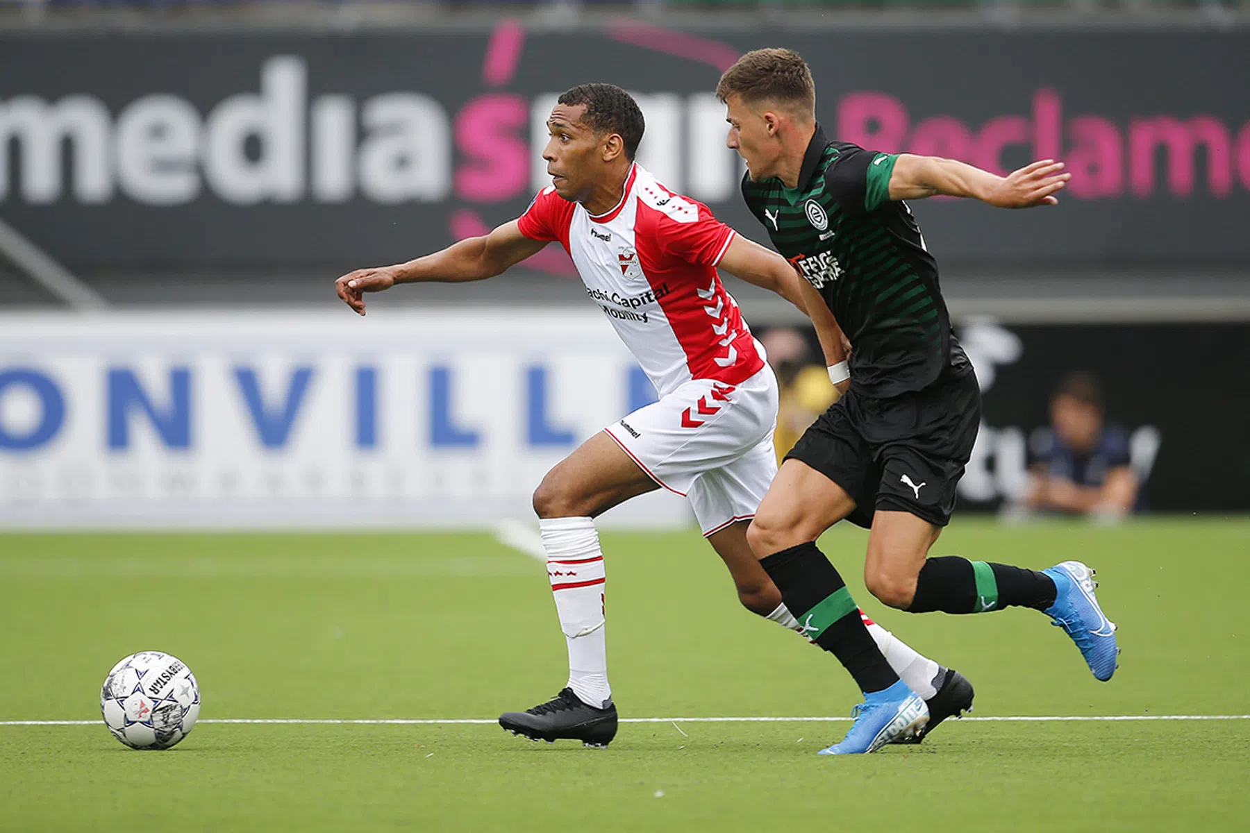 Salsa aan De Oude Meerdijk: een gesprek met de latino's van FC Emmen