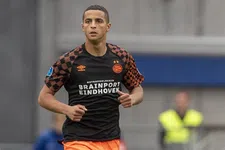 Thumbnail for article: Ihattaren ontbreekt bij PSV door trieste familieomstandigheden, minuut stilte