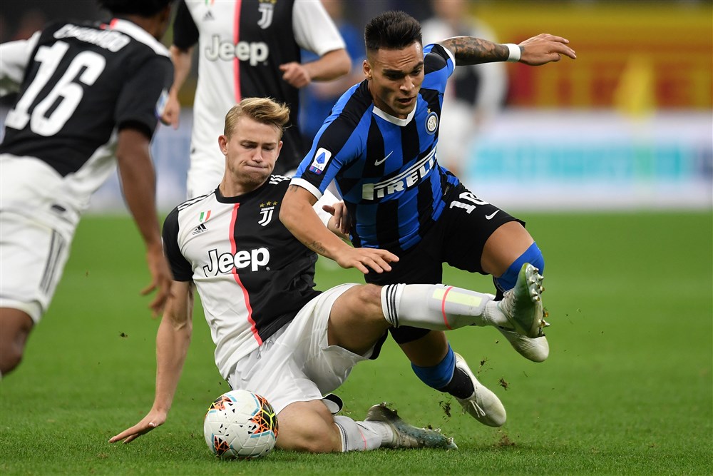Higuaín bevrijdt Juventus en helpt De Ligt in zinderende Italiaanse klassieker