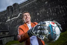 Thumbnail for article: Vijftien clubs op vijf continenten: André Krul over zijn zeer kleurrijke loopbaan