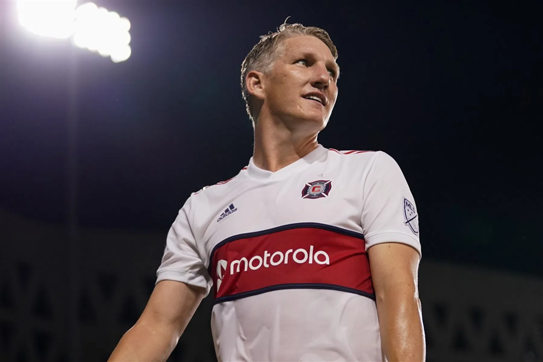 Gestopte Schweinsteiger heeft al aanbiedingen op zak
