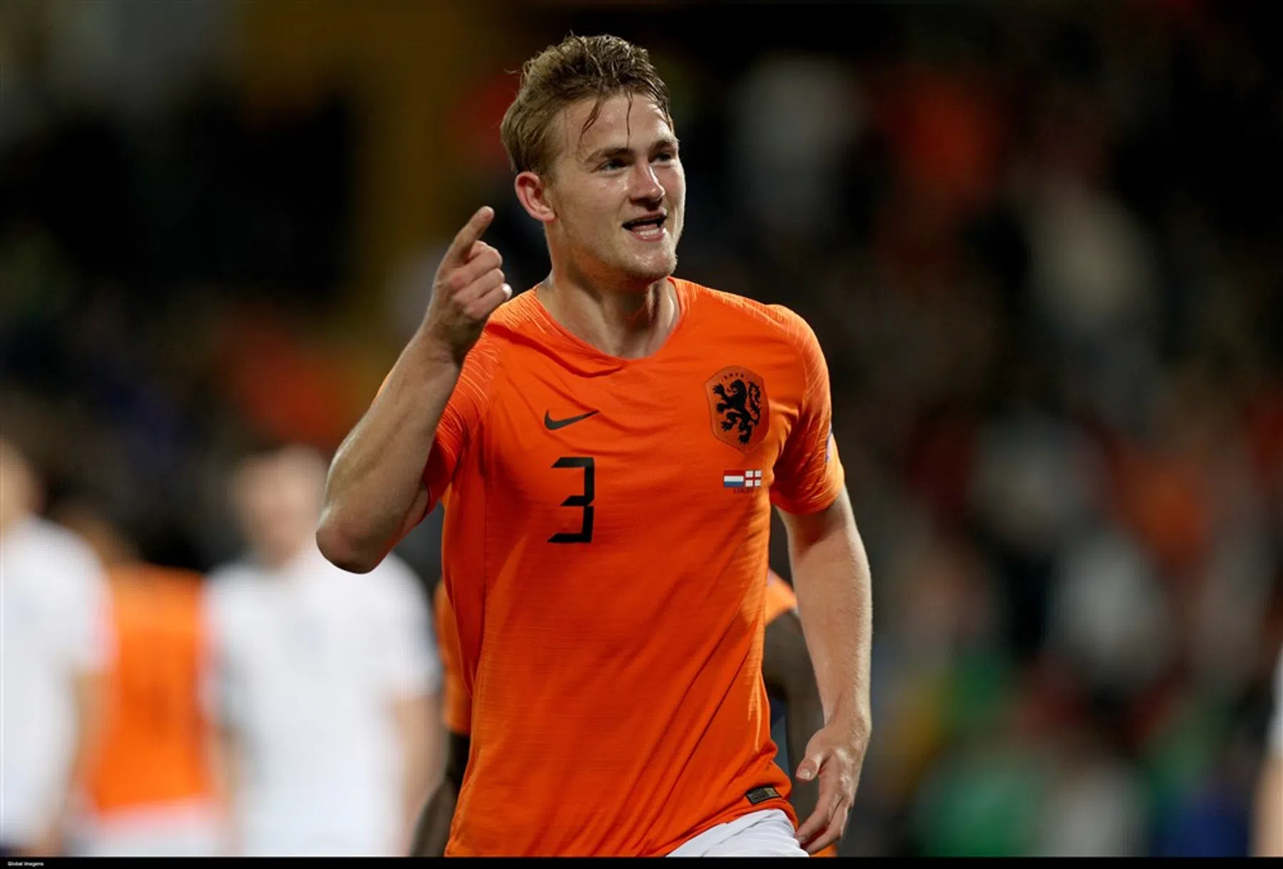 De Ligt stoot Seedorf van de troon voor fraai Oranje-record