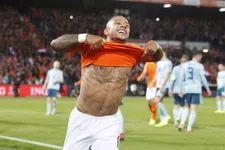 Thumbnail for article: Memphis wéér Oranje-redder: van 'even woedend' naar heldenrol