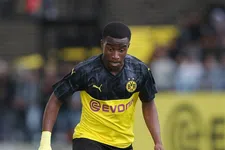 Thumbnail for article: Löw laat zich informeren over BVB-wonderkind Moukoko