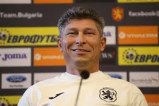 Thumbnail for article: Bulgaarse bondscoach krabbelt terug en zegt sorry tegen Engeland