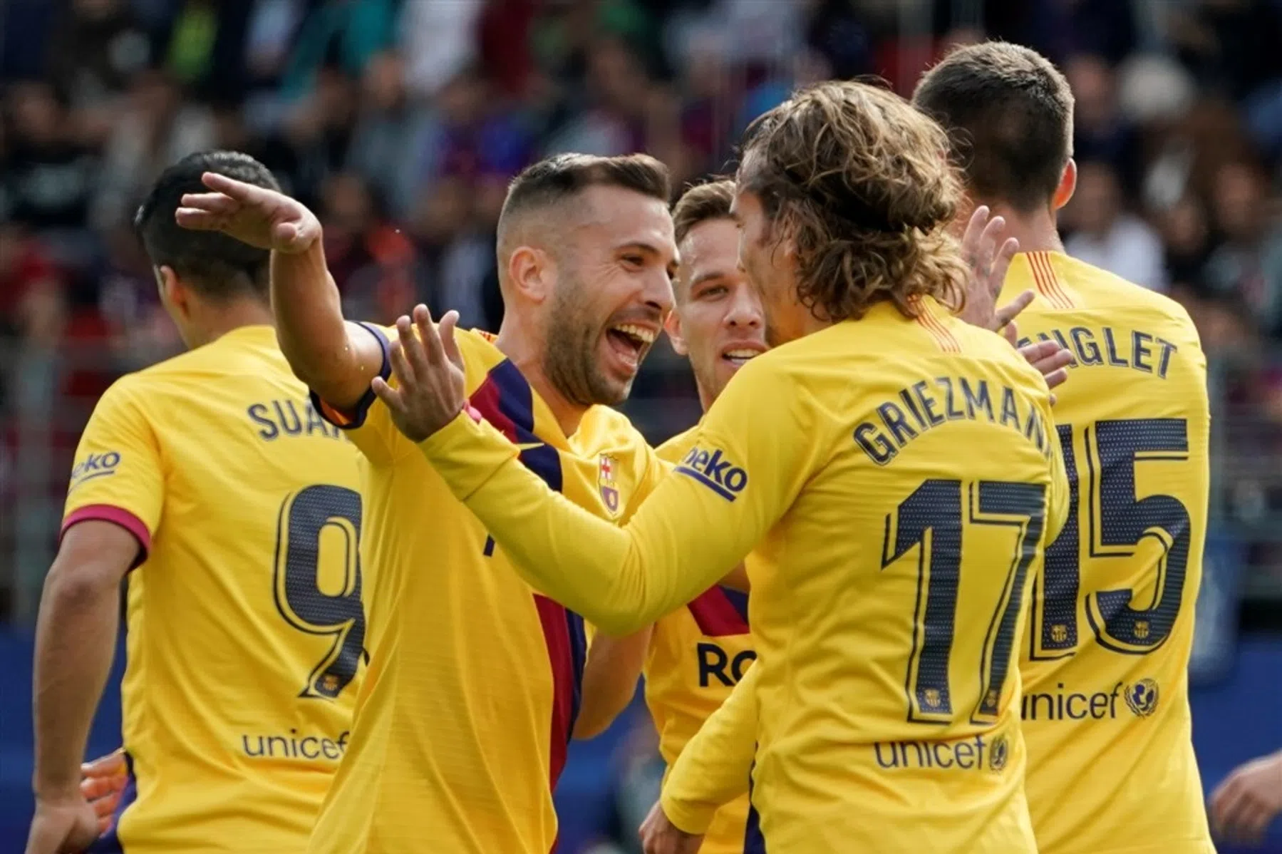 Linksbuiten Griezmann luidt feestje van supertrio Barça in
