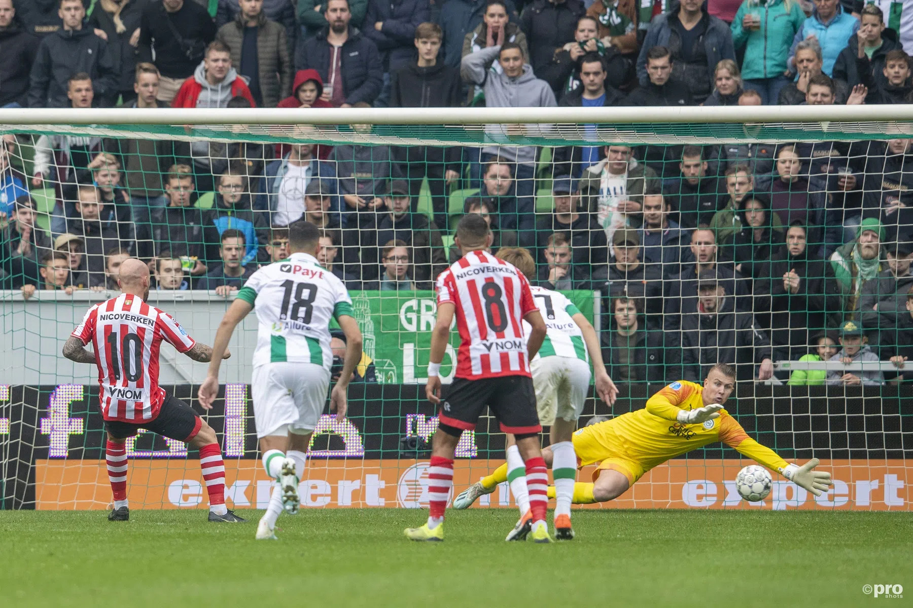 Over een povere vertoning, een black-out en een getelefoneerde penalty