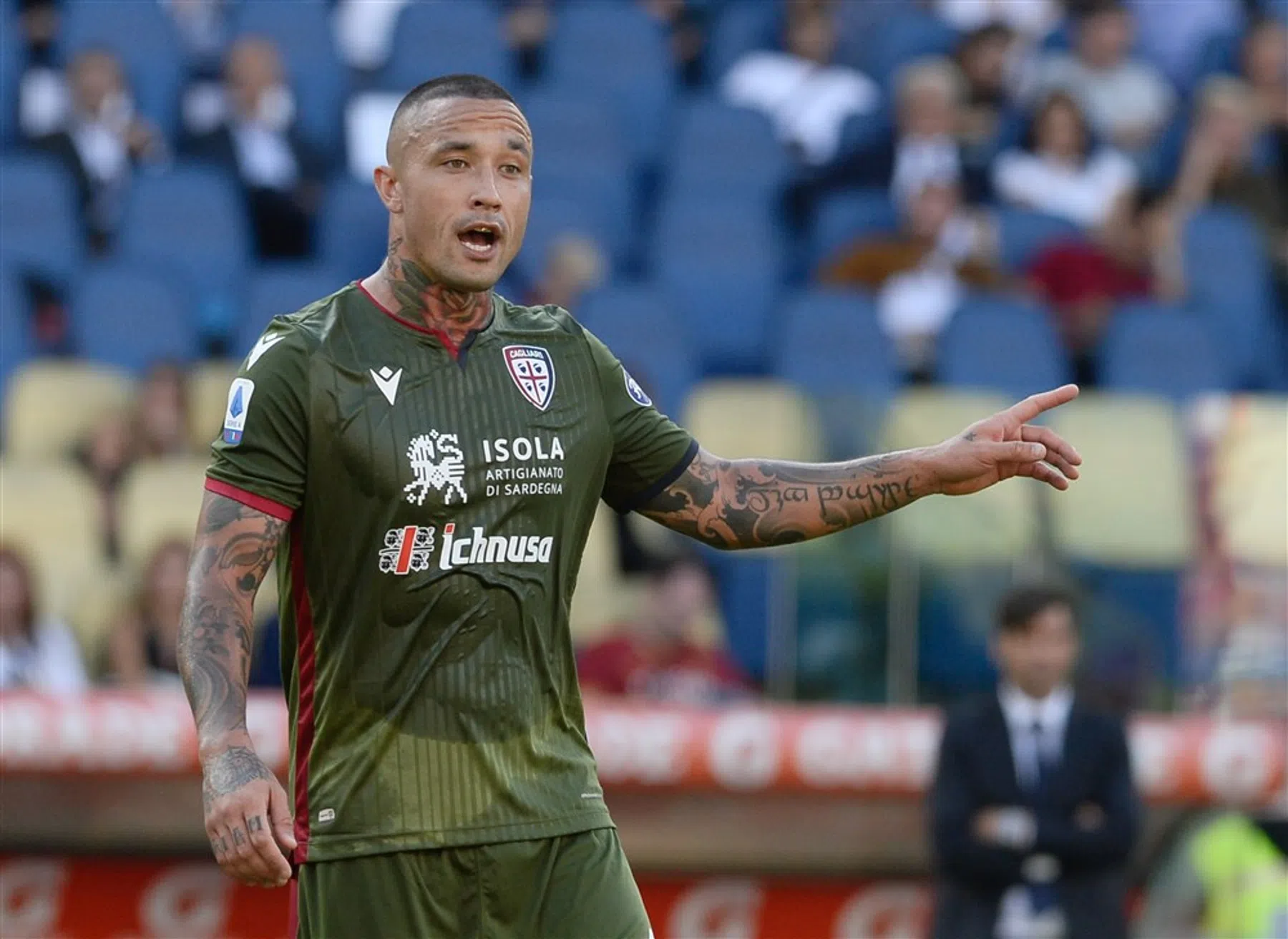 Enfant terrible Nainggolan haalt weer om de juiste redenen de headlines