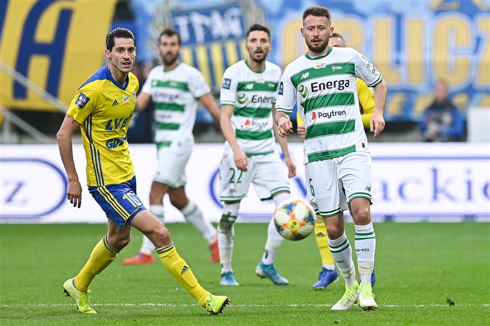 'Vergeten' Vejinovic hervindt voetbalgeluk bij het AZ van Polen