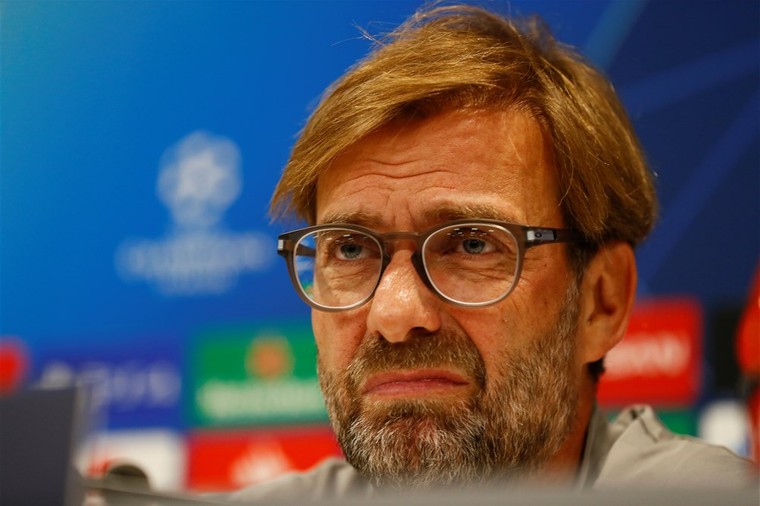 Klopp herinnert zich niet alles meer, bijzondere bank op Old Trafford