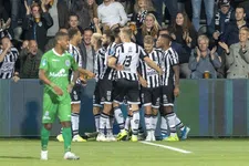Thumbnail for article: Rentree Stegeman in Almelo loopt uit op fiasco
