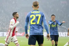 Thumbnail for article: Ajax verdedigt als team, bij Feyenoord is het ieder voor zich