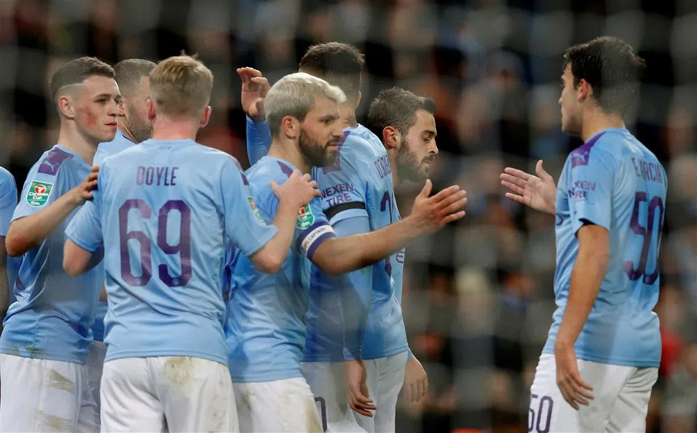 Fenomeen Agüero blinkt uit op eigen feestavond