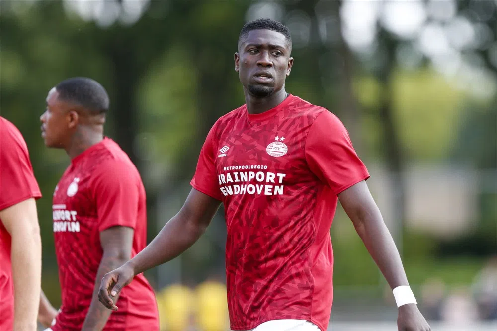 Luckassen slaat PSV-deur hard dicht: 'Van Bommel ligt mij niet'