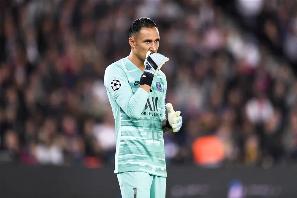 Ongelukkige Navas leidt blamage PSG in tegen hekkensluiter