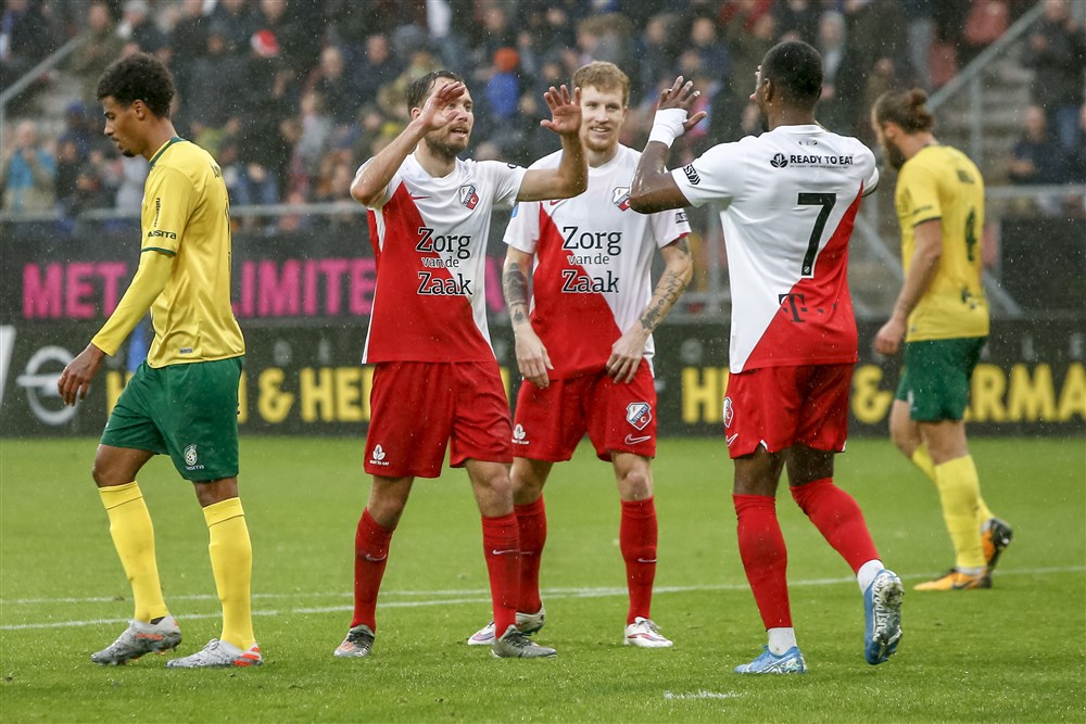 FC Utrecht zit PSV op de hielen na kat-en-muisspel