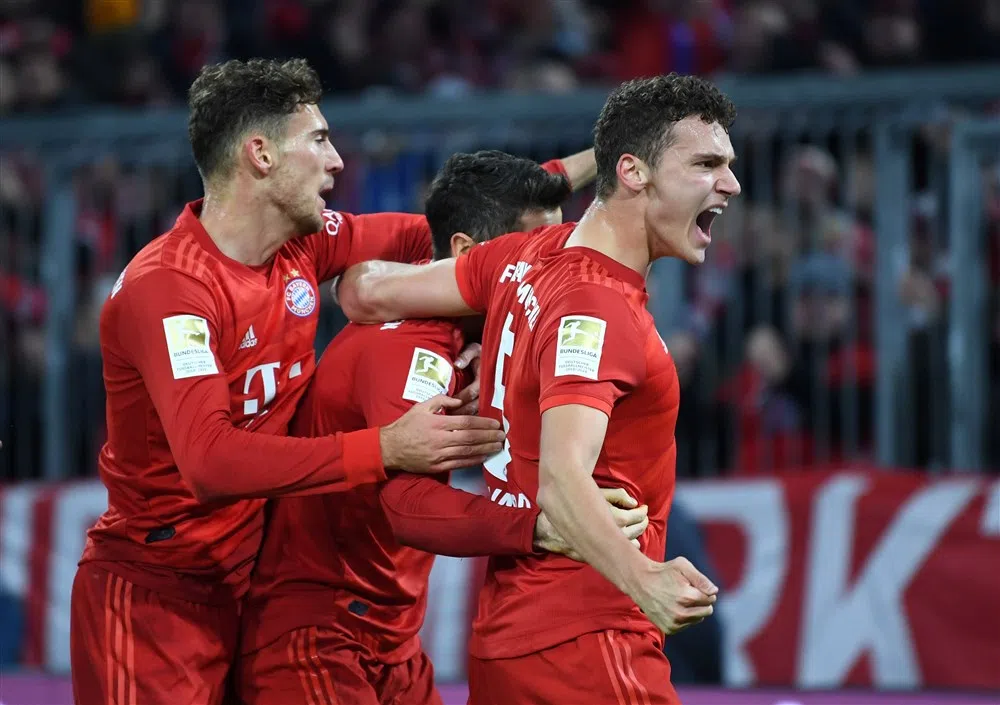 Opgeleefd Bayern vernedert Dortmund in eenzijdige topper