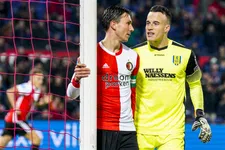 Thumbnail for article: Berghuis lacht om opvallend moment met RKC-doelman Vaessen: 'Hoort erbij'