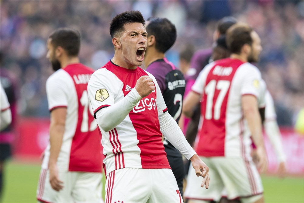 Imponerend Ajax blaast Utrecht in één helft weg