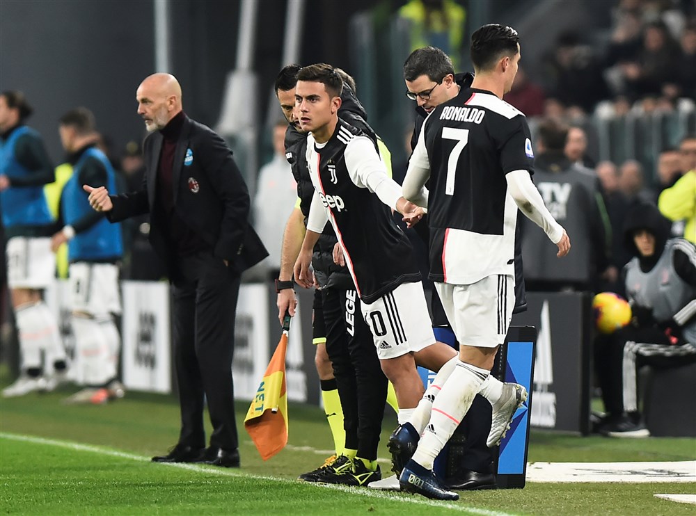 Unieke wissel Ronaldo: vervanger Dybala helpt Juventus aan kop