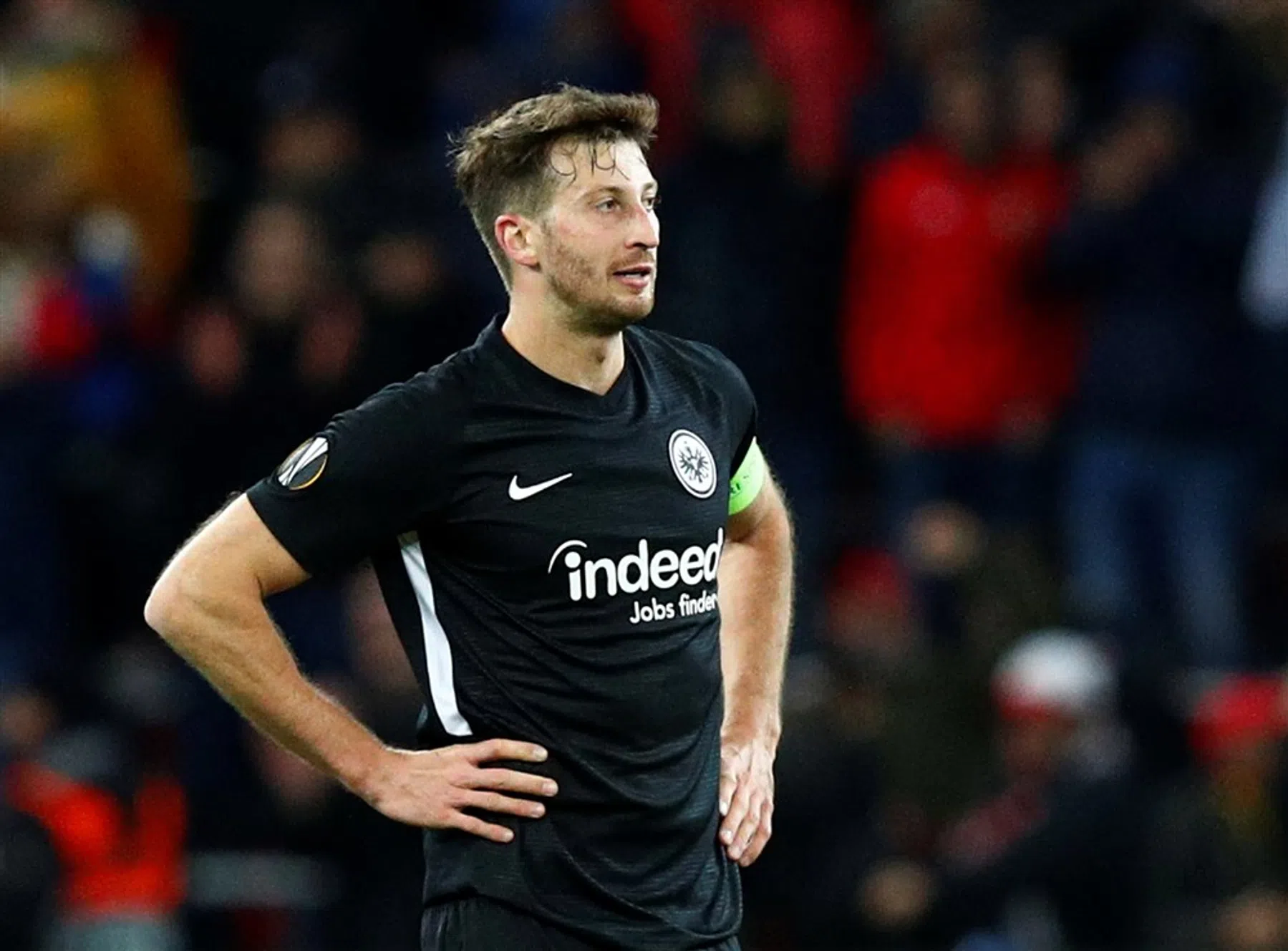 'Jonge buffel' loopt coach tegenpartij omver: 'Emoties kregen de overhand'