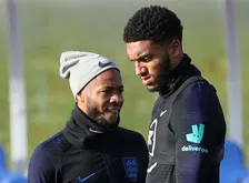 Thumbnail for article: Wembley keert zich tegen Gomez: rivaal Sterling roept fans tot de orde