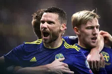 Thumbnail for article: Berg helpt Zweden in kraker naar EK, bijzonder debutantenbal Spanje