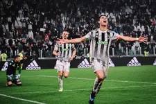 Thumbnail for article: Wat Ronaldo en Messi kunnen leren van Finnbogason en Haller