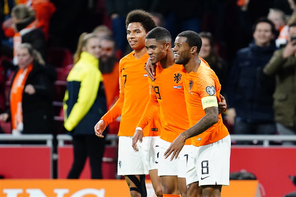 Oranje-debutanten kregen heldere boodschap mee: 'Er schijt aan hebben'