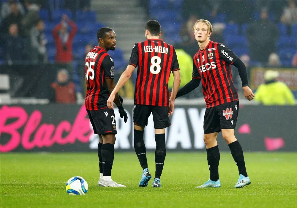 Lyon vervolgt opmars ondanks echte spitsengoal Dolberg