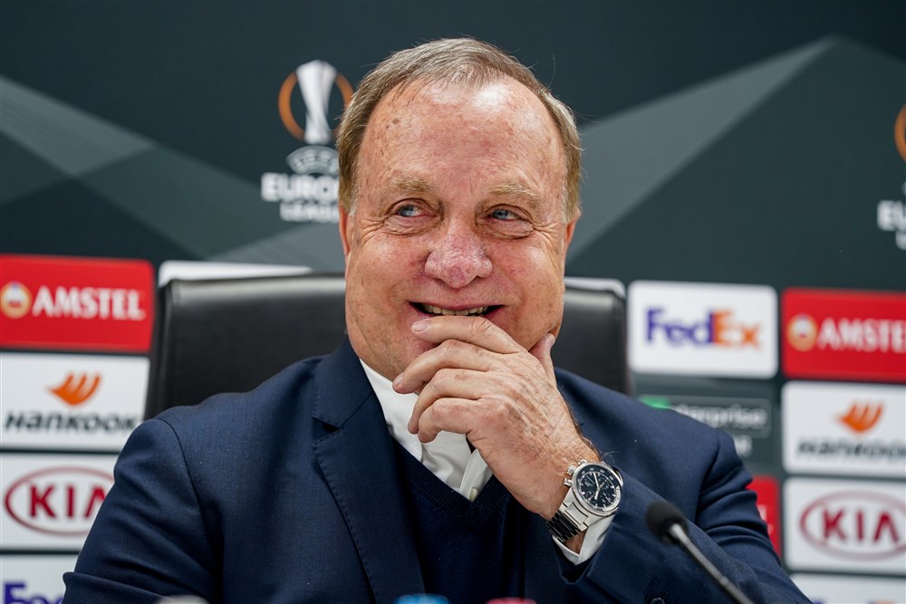 Advocaat geeft hoog op over Rangers en doet mysterieus over Jørgensen