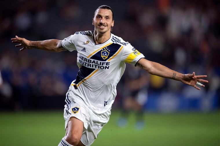 'Werkloze' Zlatan wordt mede-eigenaar van Hammarby IF