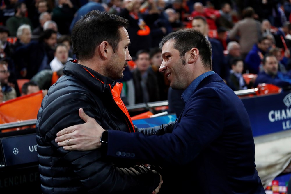Valencia én Chelsea waarschuwen Ajax: 'We hebben het in eigen hand'