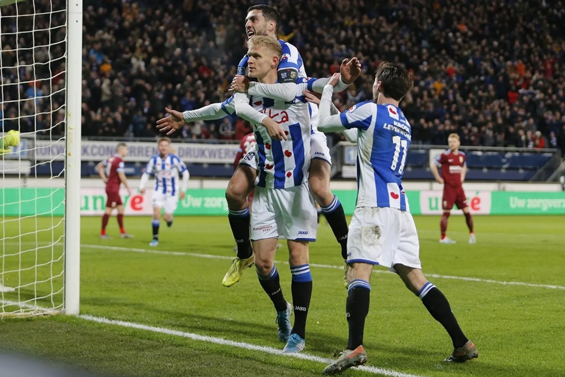 Vitesse blijft niets bespaard met geweldige comeback Heerenveen
