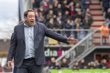 Thumbnail for article: De borderline-club: wat het vertrek van Slutsky zegt over Vitesse