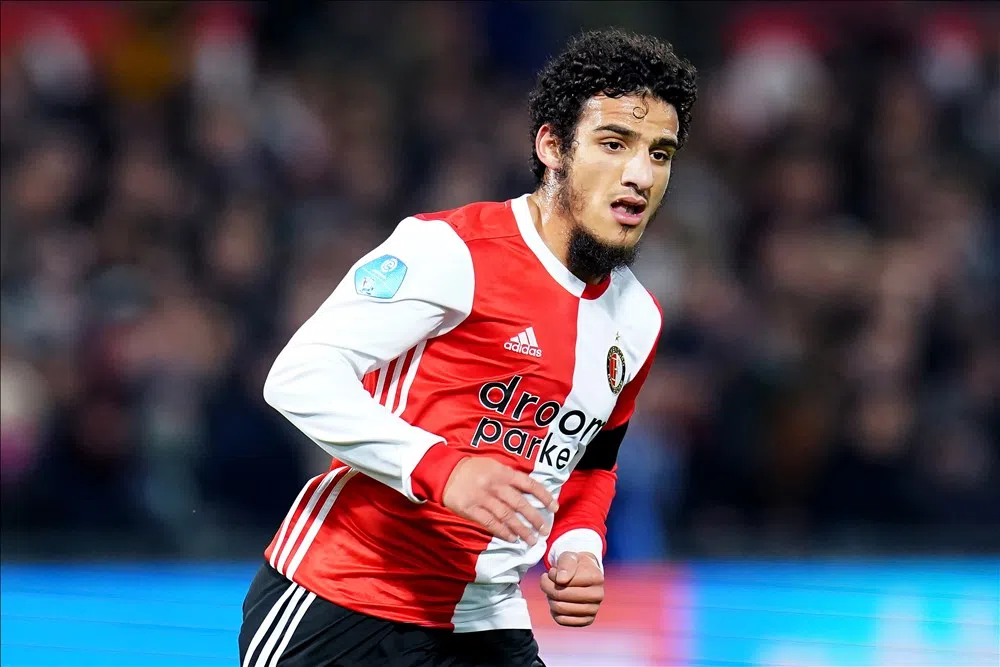 Advocaat geeft Ayoub nieuwe kans bij Feyenoord: 'Ik ben nog niet klaar hier'