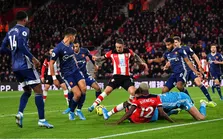 Thumbnail for article: Premier League-VAR diep door het stof na peperdure flater