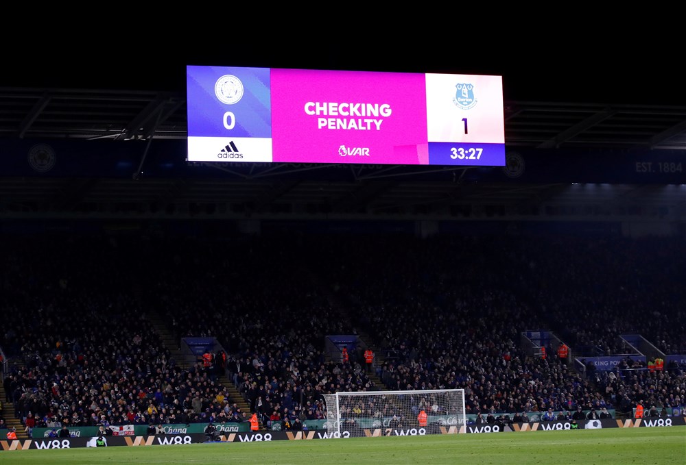 IFAB wil VAR-onduidelijkheid zo snel mogelijk wegnemen