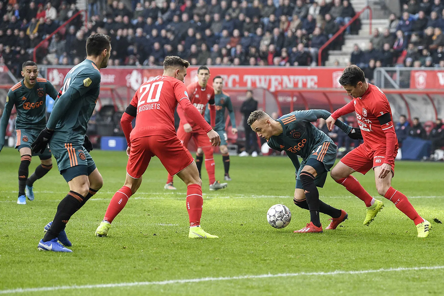 Ten Hag krijgt geruststellende antwoorden in een foutloze Ajax-week
