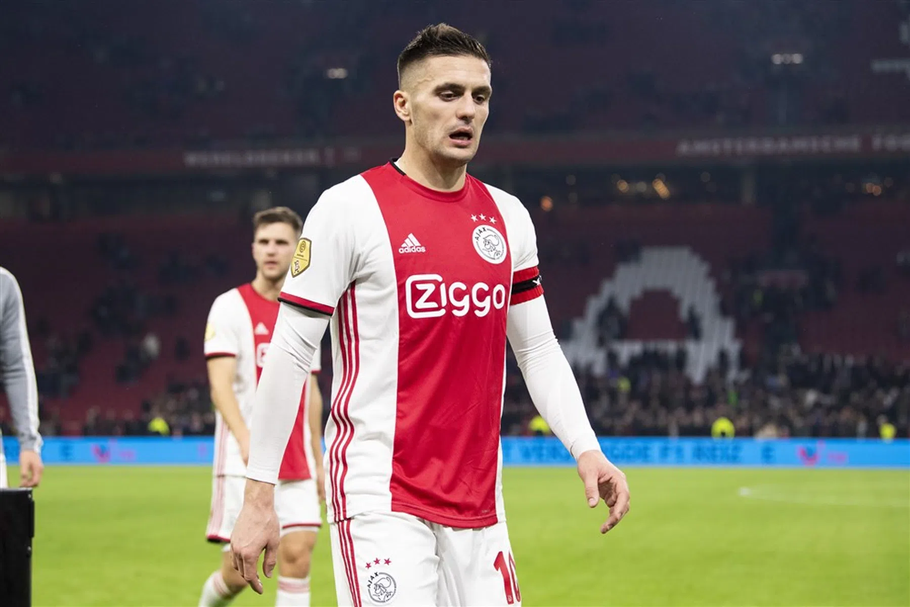 Ajax heeft minder punten dan vorig seizoen, Willem II volgt Vitesse op