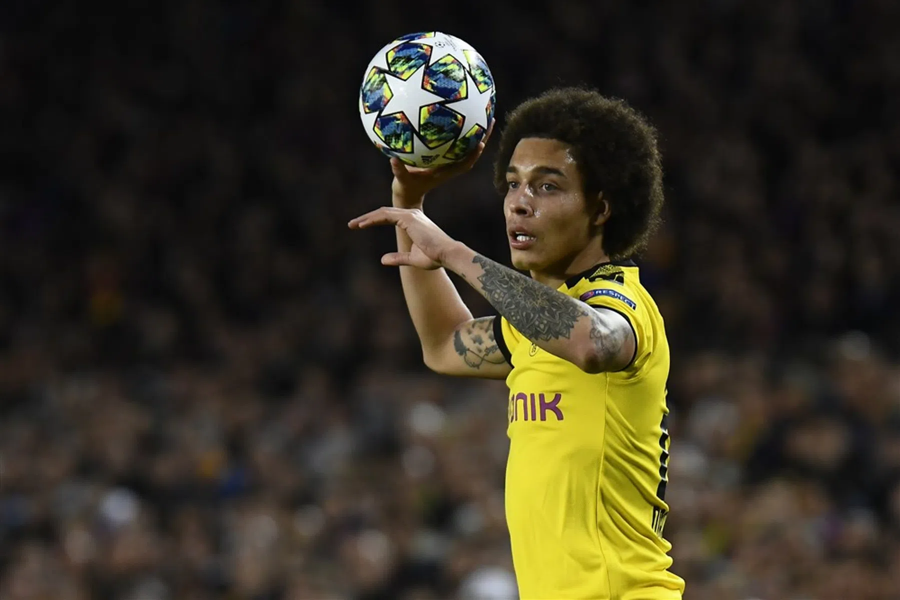 Witsel mist CL-ontknoping Dortmund door opmerkelijke hoofdblessure