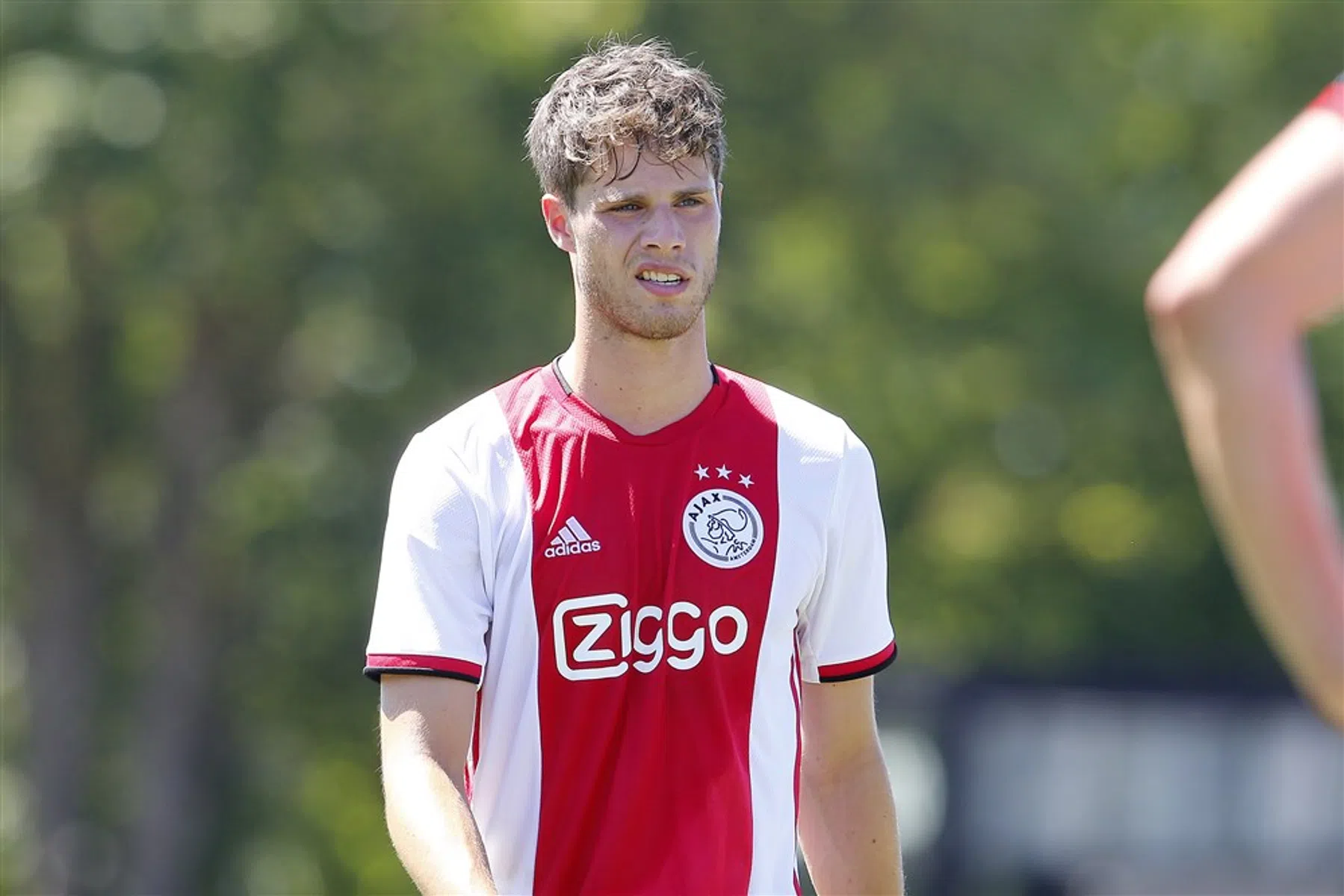Pierie sluit tijdelijk vertrek bij Ajax niet uit