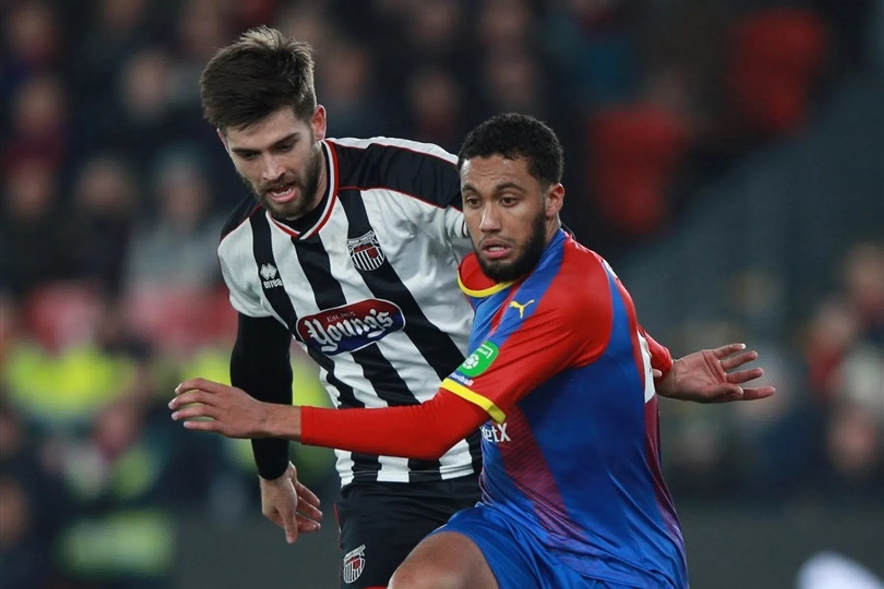 Lof voor gefrustreerde en genegeerde Riedewald na Premier League-rentree