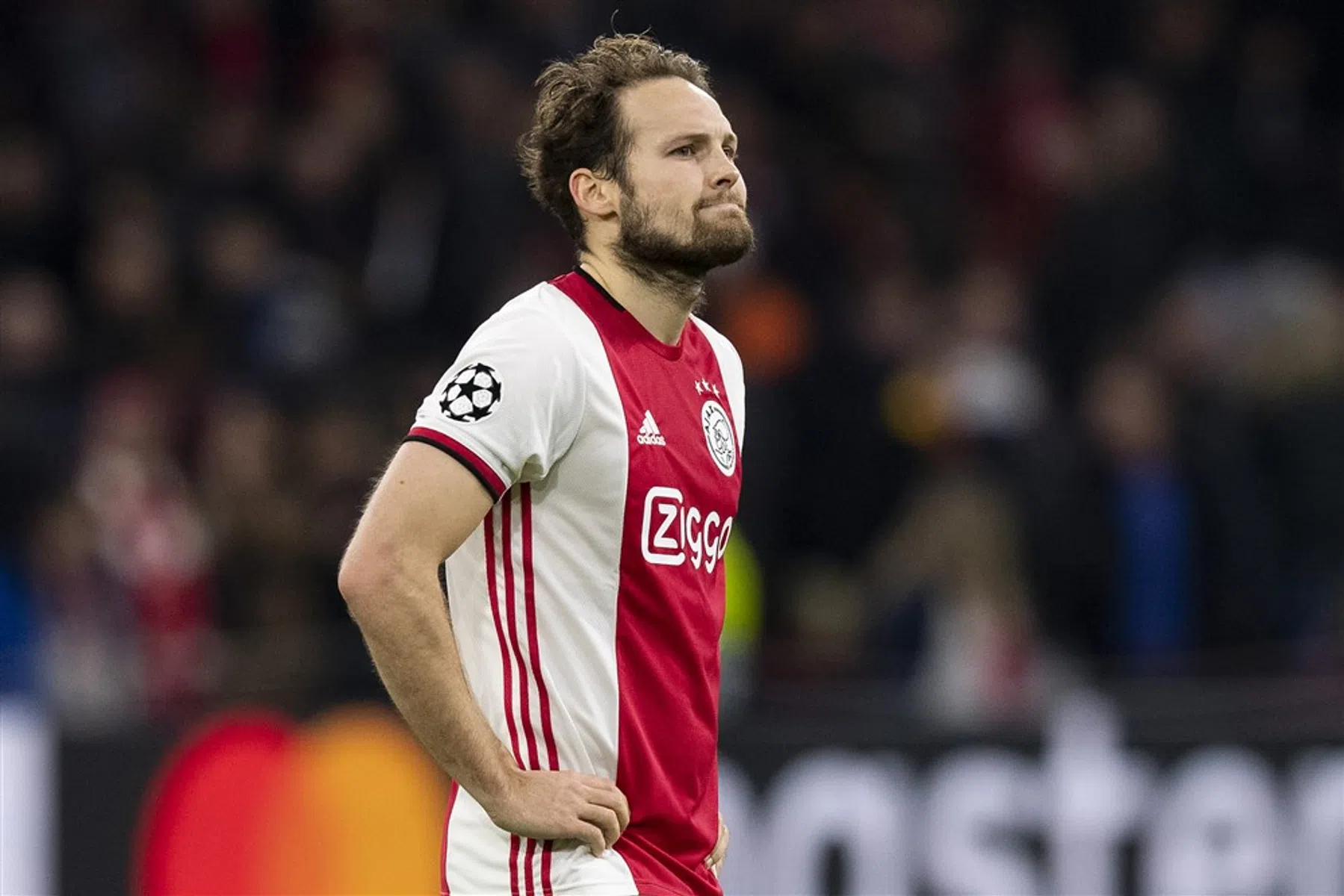 Blind pas na de winterstop terug bij Ajax, Ten Hag noemt situatie niet ernstig