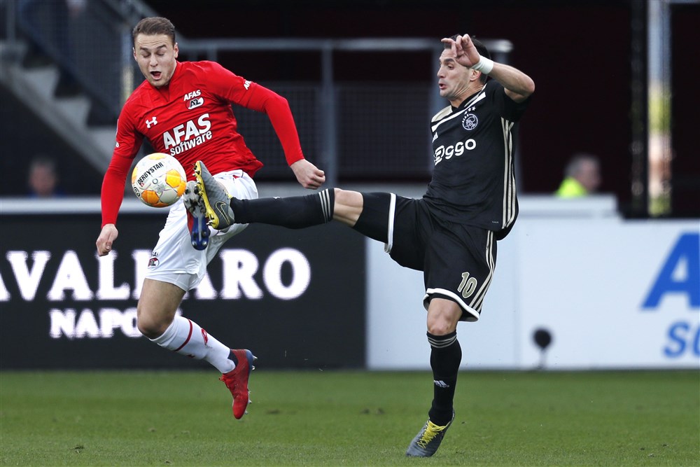 De lessen voor AZ en Ajax na een rampkwartier in Manchester