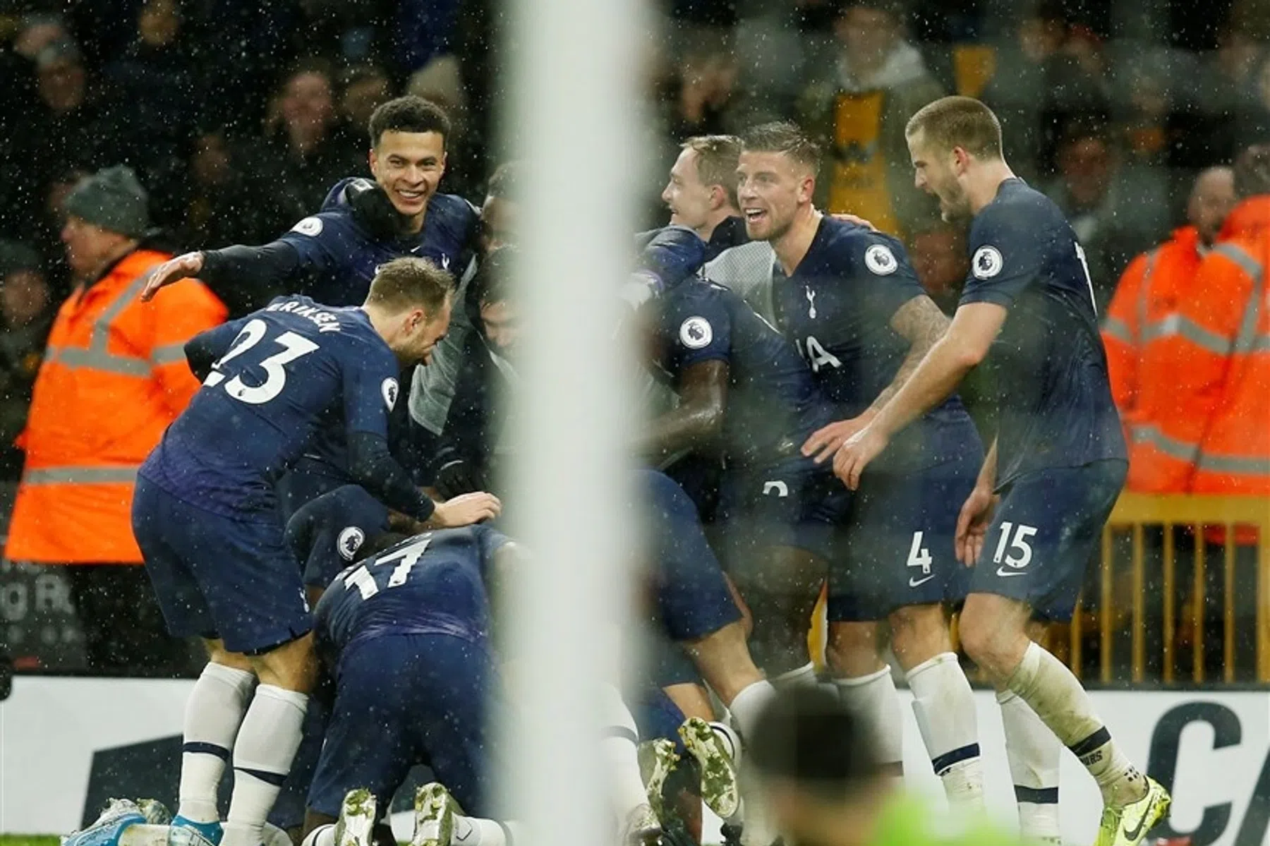 Vertonghen de verlosser van Mourinho's Tottenham 