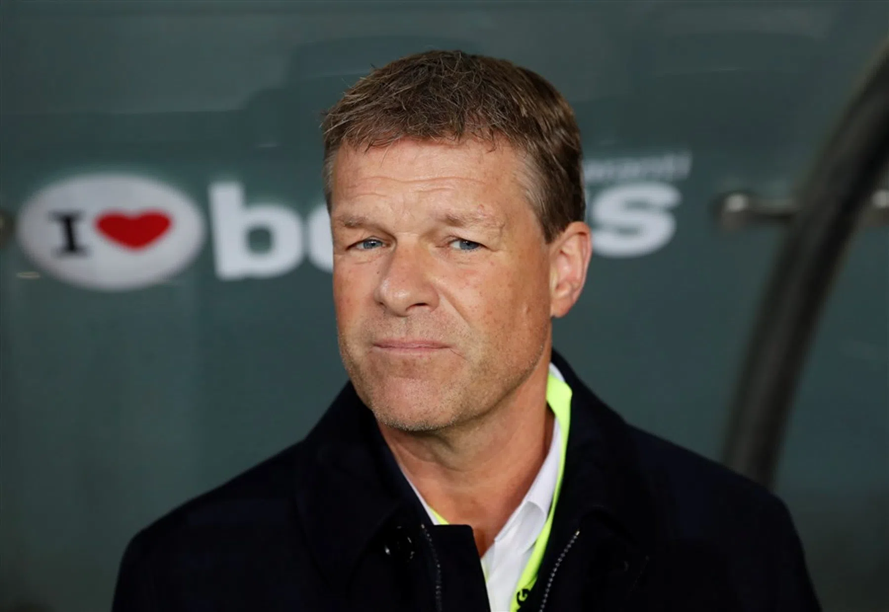 Erwin Koeman ondanks goede prestaties weg als bondscoach Oman